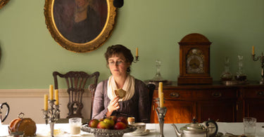 We're Obsessed With The Other Bennet Sister! Here's Some Jane Austen Inspired Wallpaper Ideas!