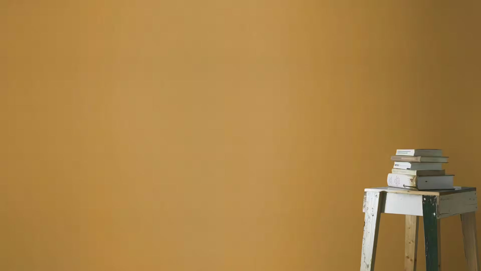 Florentine Linen Cognac Wallpaper