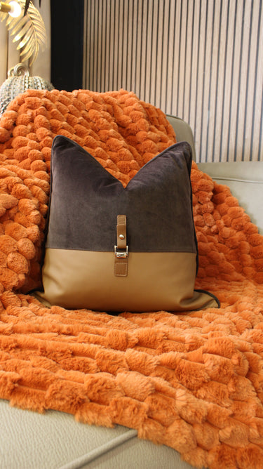 Paul Moneypenny Buckleup Chocolate