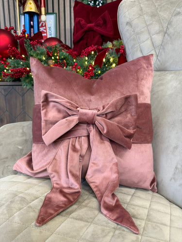 Paul Moneypenny Tied Up Blush